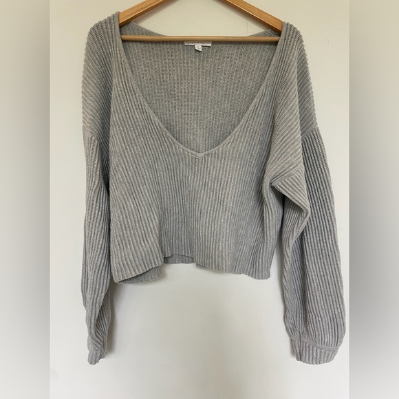 Lunya Gray Crew Neck Sweater with Ribbed Texture - Picture 2 of 2